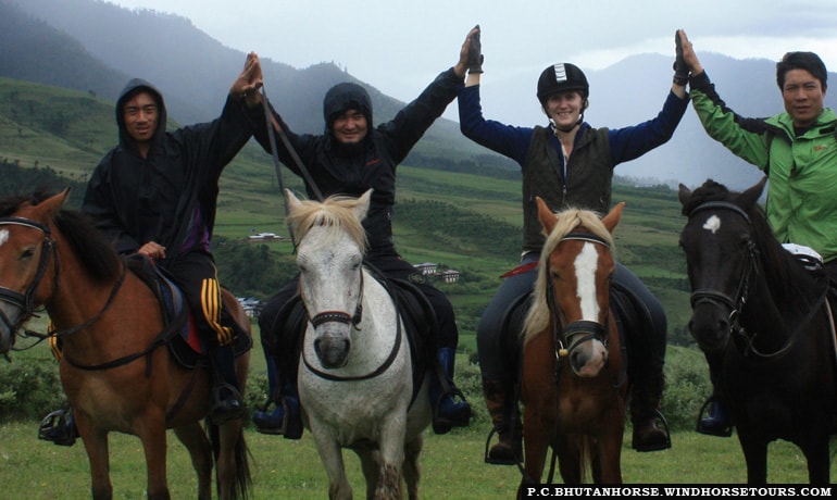 horse-riding-in-Bhutan-min