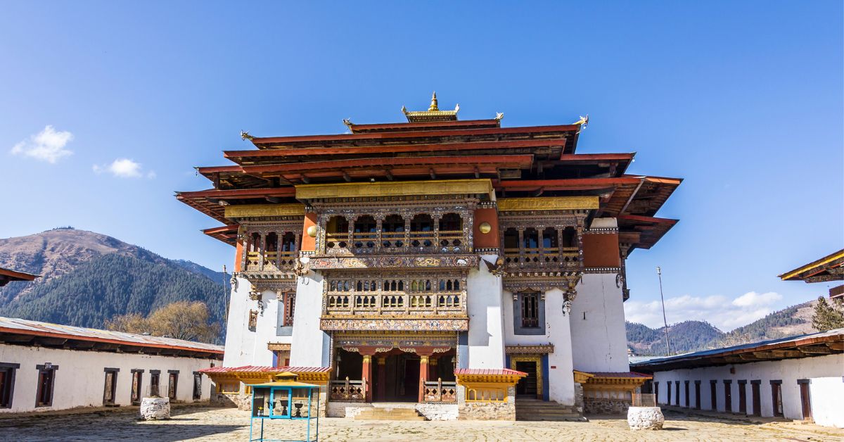 Gangtey Monastery - KAMAKHYA TOURS AND TRAVELS Blog