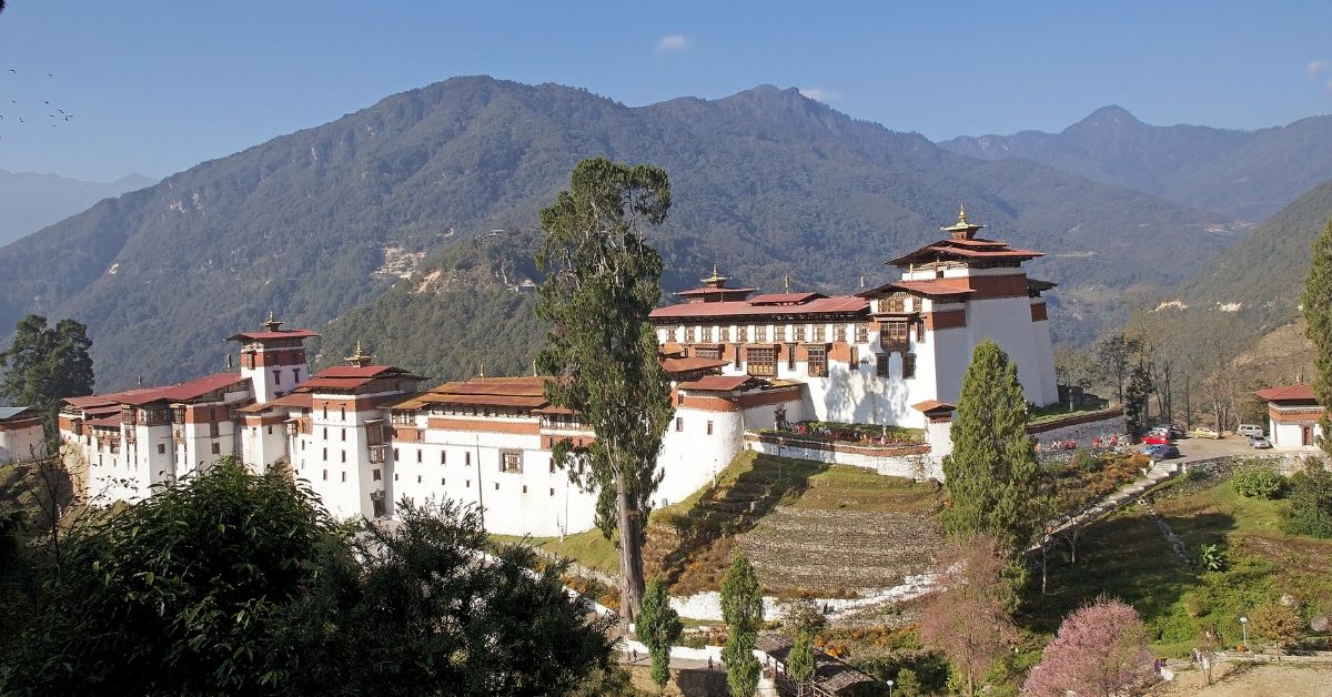 Trongsa Dzong - KAMAKHYA TOURS AND TRAVELS Blog